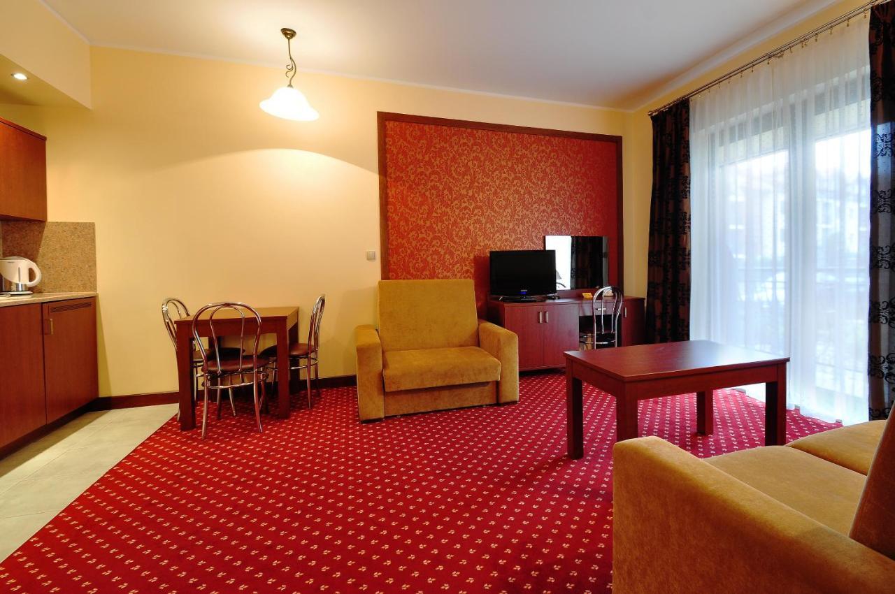 Apartamenty Continental Krynica Morska Exterior photo
